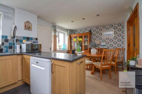 Kitchen to Dining 