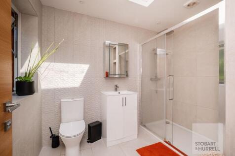 Bedroom 2 En-Suite