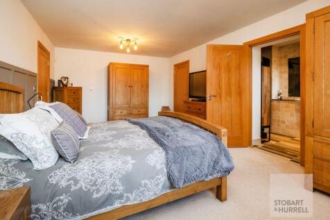 Bedroom To En-suite