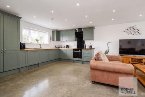 Kitchen To Lounge