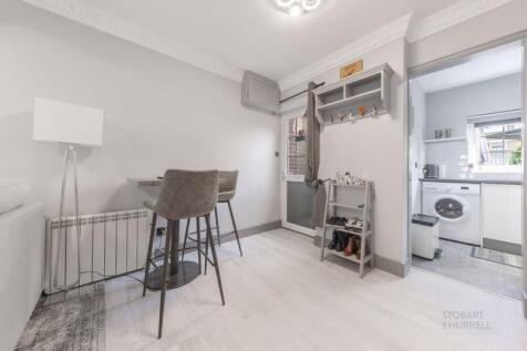 Annexe Dining