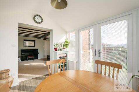 Conservatory To Lounge