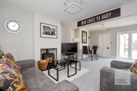 Lounge to Dining 
