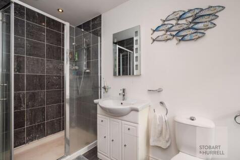 Bedroom 1 En-Suite