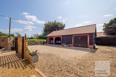 Garage &amp; Carport
