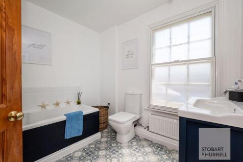 Bath &amp; Shower Room