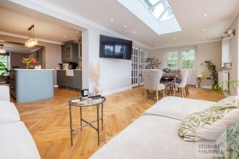 Kitchen Dining Room 