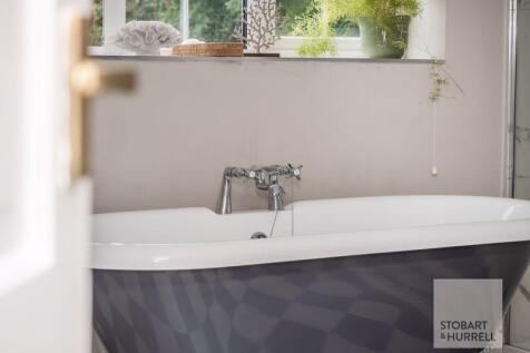 Bathroom Feature 