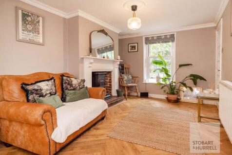 Breakfast Room 