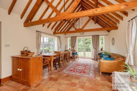 Family Room &amp; Dining