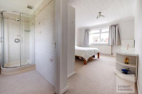 Bedroom To En-Suite
