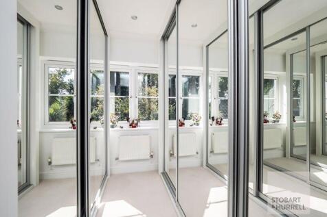 Bedroom 4 Or Dressing Room