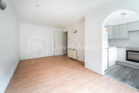NDB09095