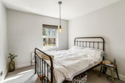 125020_MAL1203180...