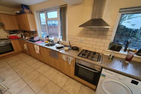 Kitchen (2)
