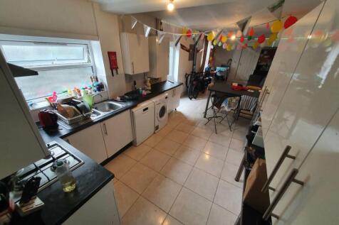 Kitchen (1)