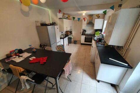 Kitchen (2)
