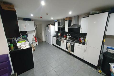 Kitchen (1)