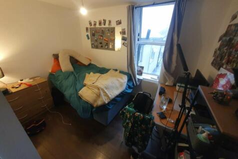 Bedroom 7 (1)
