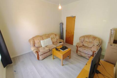 Living room (2)