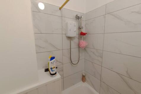 Bathroom (3)