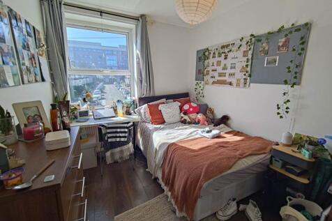 Room 6 (1)