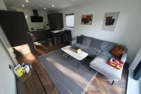 Living room (2)