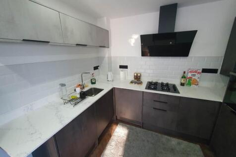 Kitchen (2)