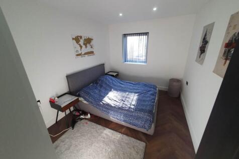 Bedroom (2)