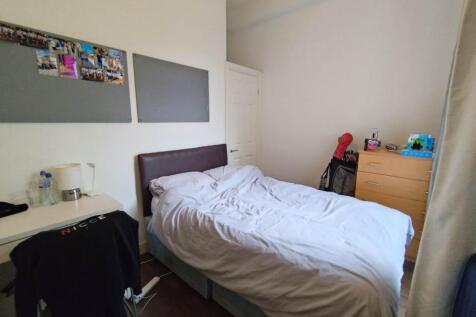Bedroom 2 (1)