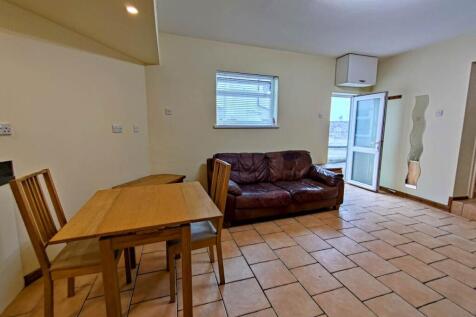 Dining living area (
