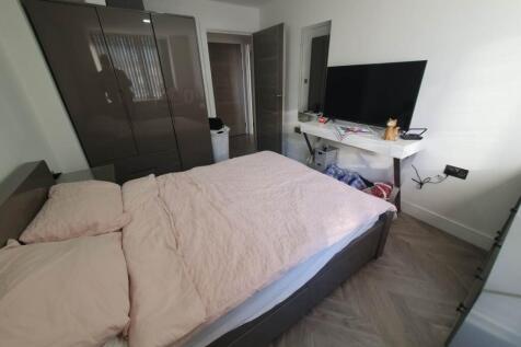 Bedroom (2)