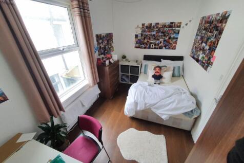 First Floor Rear Mid