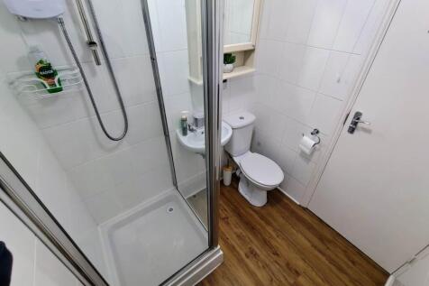 Bathroom (2)