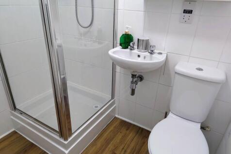 Bathroom (3)