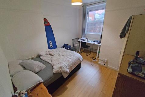 Bedroom 2 (1)