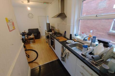 Kitchen (2)
