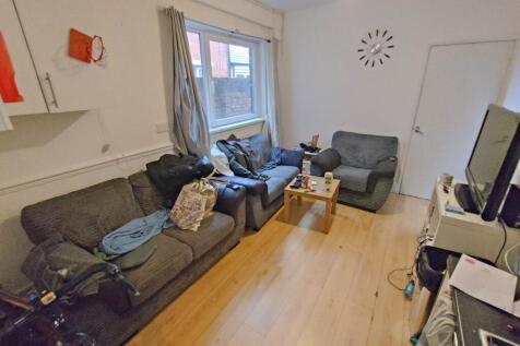 Living area (2)