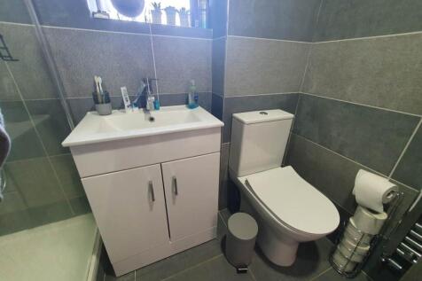 Bathroom (2)