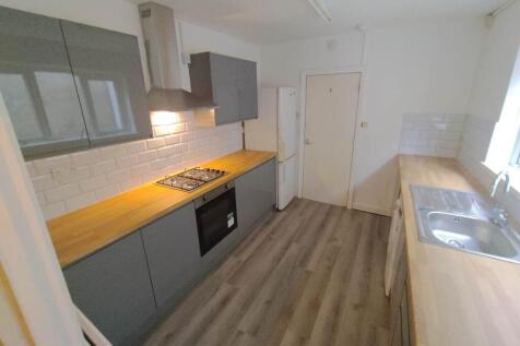 Kitchen Reverse