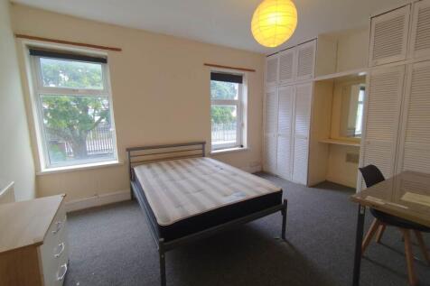 First Floor Front Be