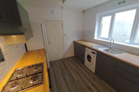 Kitchen Reverse (2)