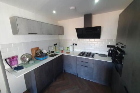 Kitchen (2)