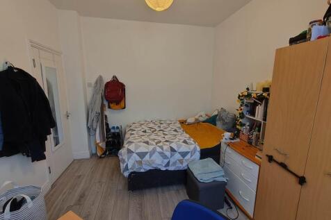 Ground floor front b