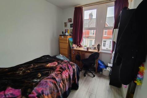 First floor front be