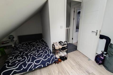 Second floor front b