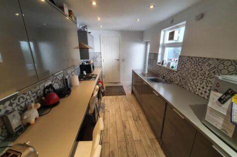 Kitchen (2)