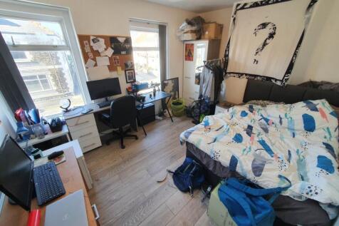 First floor front be
