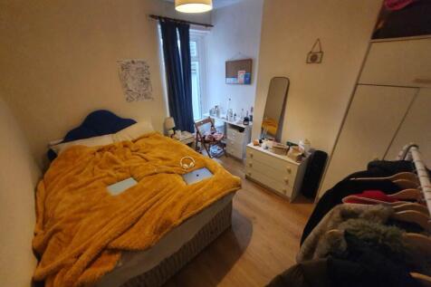 First floor middle b