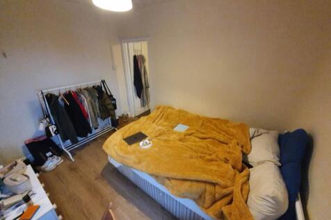 First floor middle b